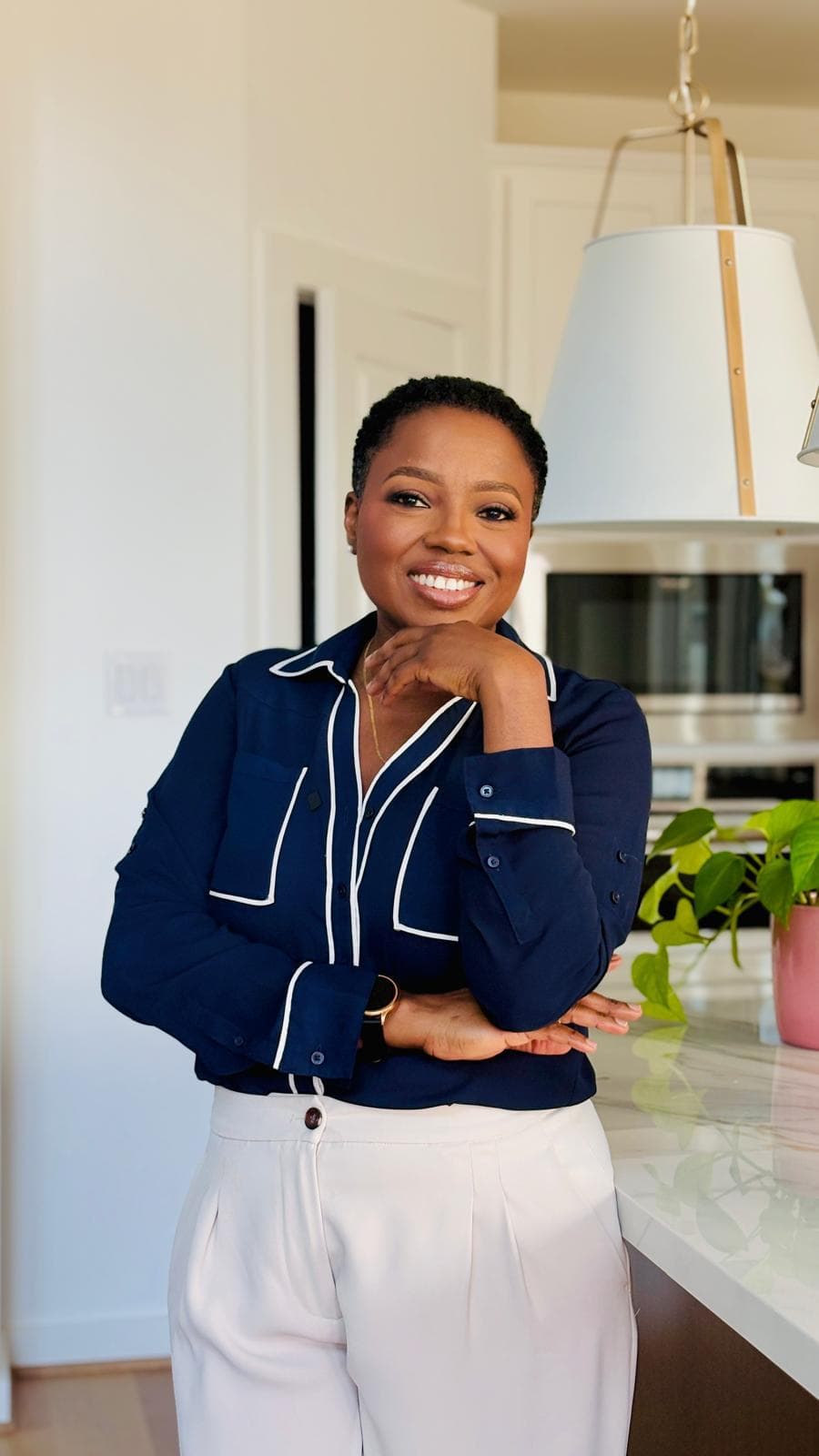 Busayo Fasidi, LPC-Associate